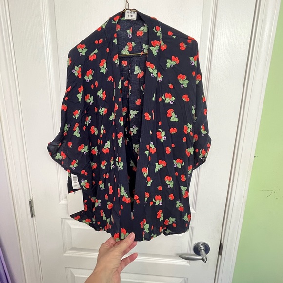 Aritzia Tops - Aritzia Sunday Best Women’s Indigo Blue/Strawberry Open Front Blouse.  Sz XXS/XS